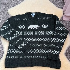 Old navy 100% lambswool holiday Christmas sweater